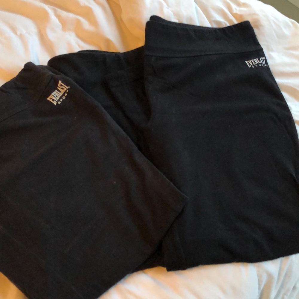 Excercize capris, black.
